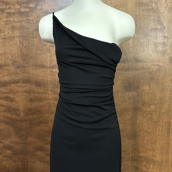 Ruby Black Dress - Picture 3 of 9